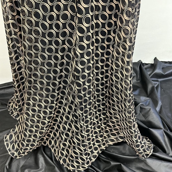 JS collections strapless fit and flare very soft flowey fabric sexy long dress - Picture 10 of 10